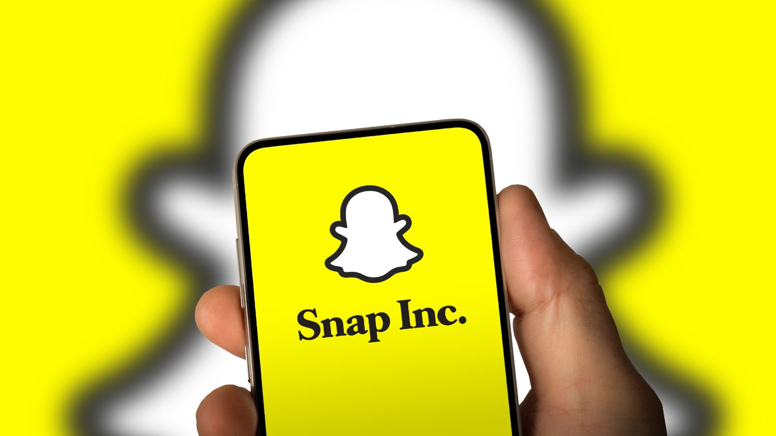 Snap Q2 Earnings: CEO Says Its AR Glasses May Not Go Mainstream For Years