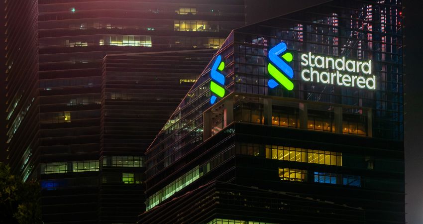 Standard Chartered’s AI Job Cuts Put ‘Entry Level Jobs’ in the Firing Line